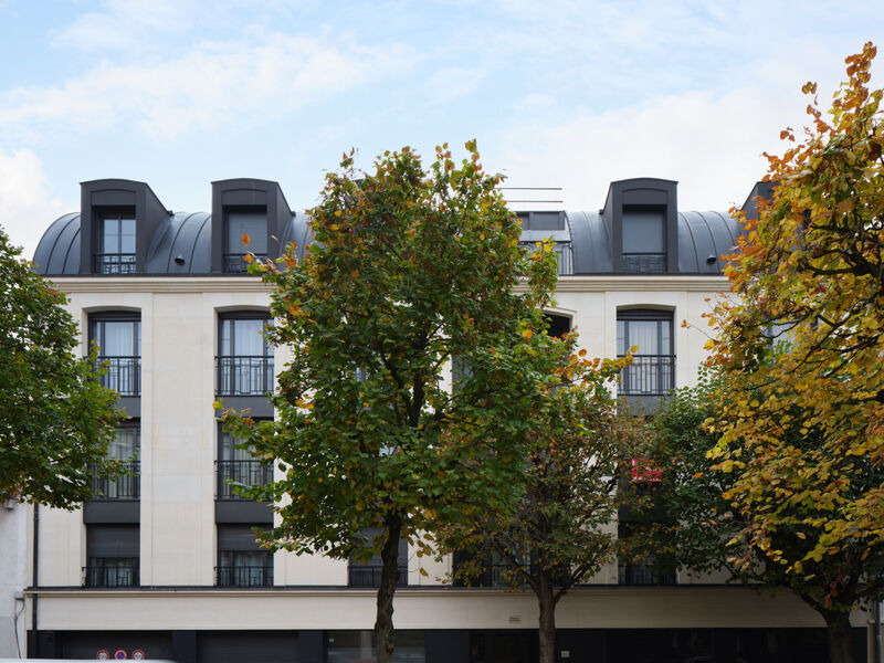 Entretien de volet roulant à Courbevoie : les bons gestes pour augmenter leur durée de vie