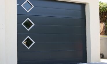 Portes de garage &agrave;&nbsp;NANTERRE